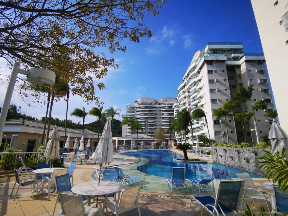 Station touristique Cobertura Com Piscina E Churrasqueira No Barra Sunday R1-001